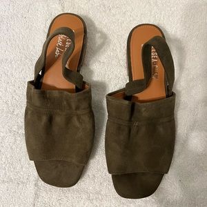 Chelsea Crew | Size 8